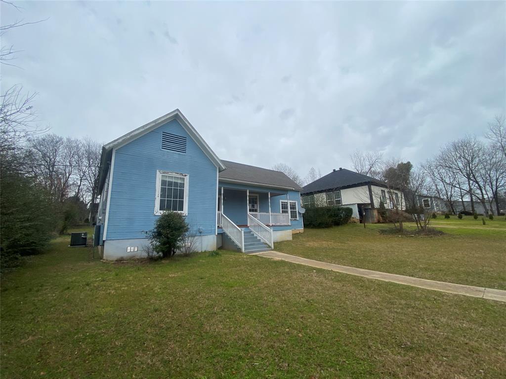 401 E Wright Street Property Photo