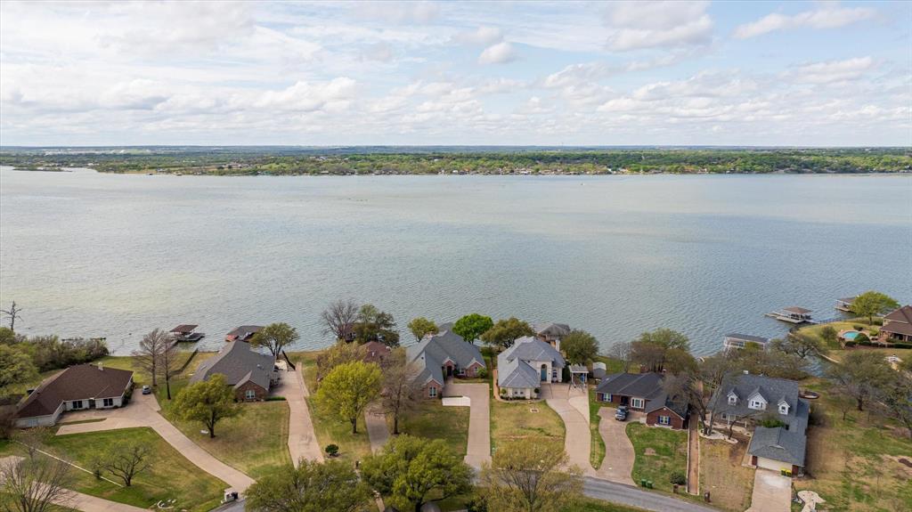3917 Buena Vista Circle Property Photo 1