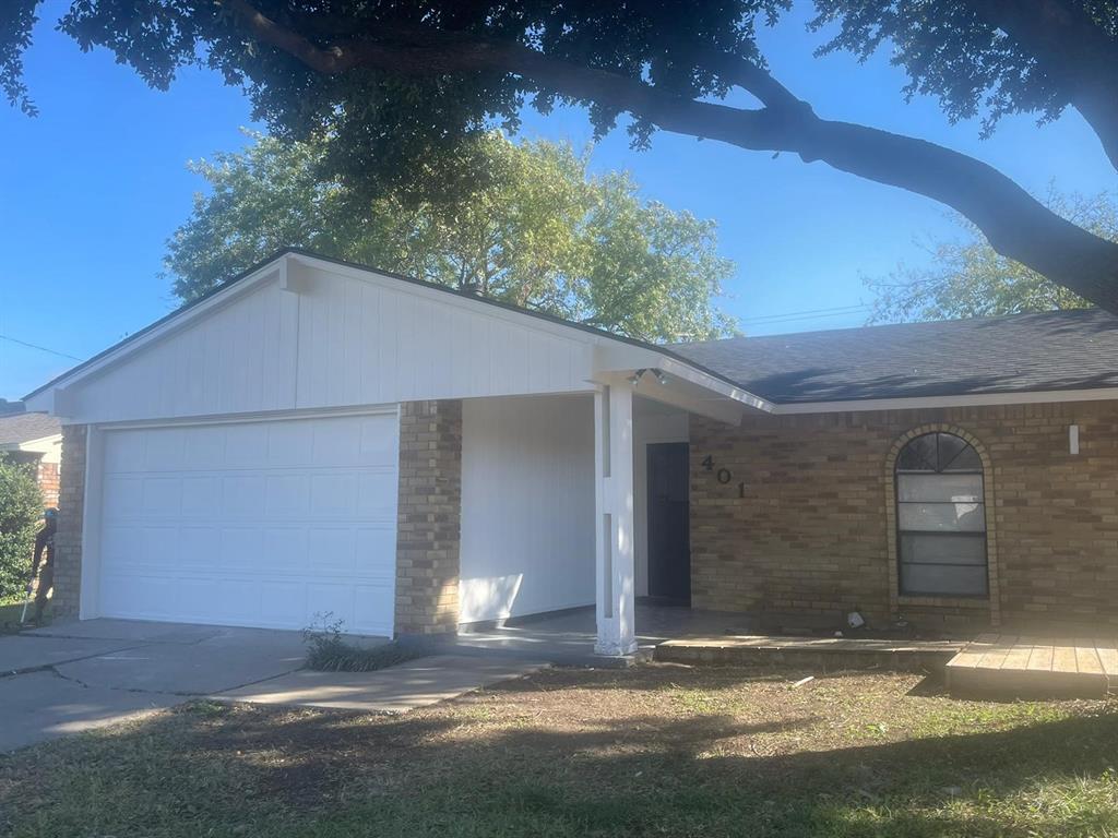 401 S Willow Street Property Photo