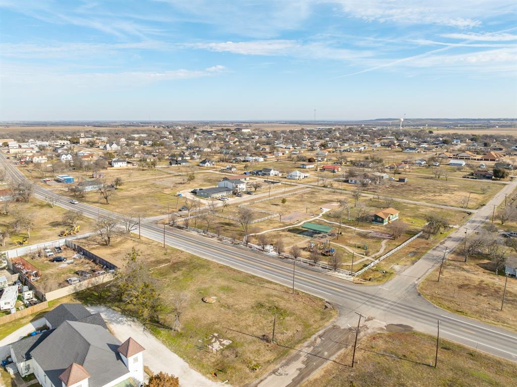 Tbd Lot 2 S Tx-81 Highway Property Photo