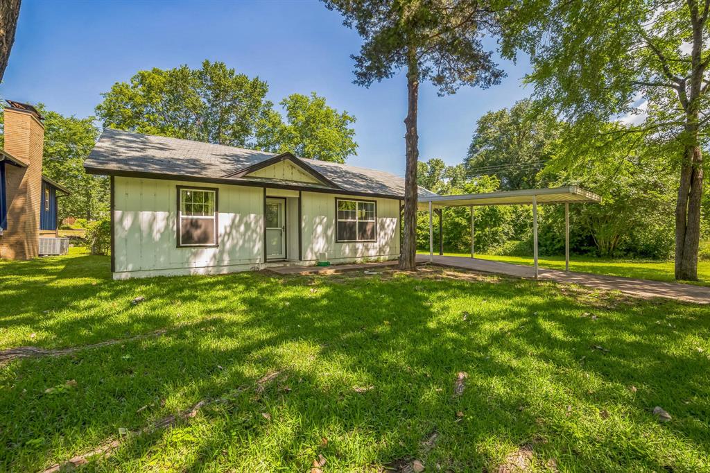 521 Hilltop Drive Property Photo 1