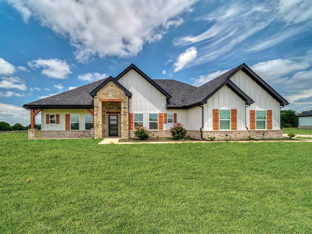 2558 W Fm 1566 Property Photo 1