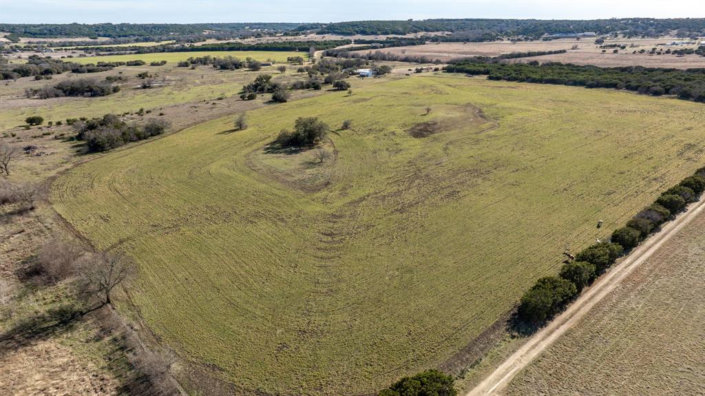 172 Private Road 2361 Property Photo 32