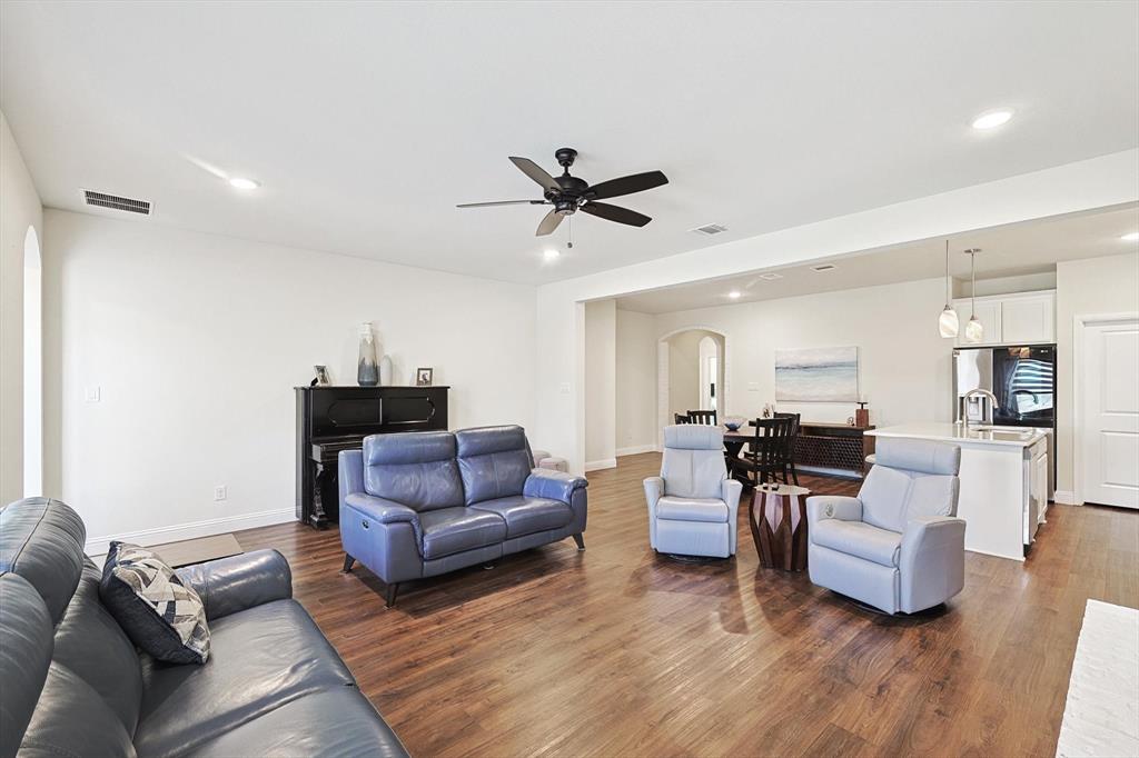 9308 Bengal Court Property Photo 16