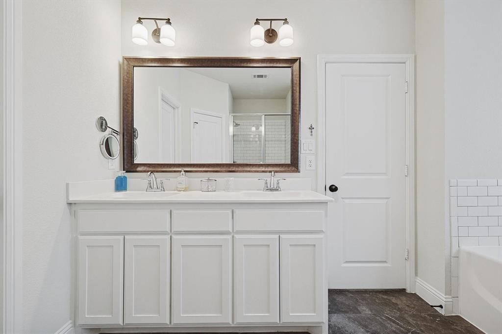 9308 Bengal Court Property Photo 23