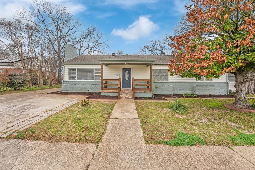 109 W 11th Street Property Photo