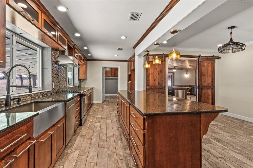 1484 Cr 3330 Property Photo 7