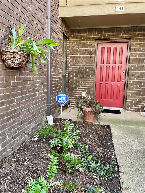 2505 Wedglea Property Photo