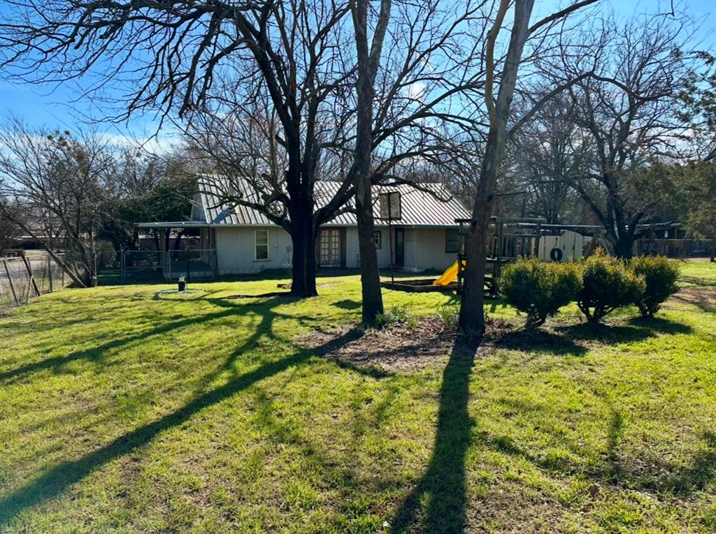 224 W Lowe Avenue Property Photo