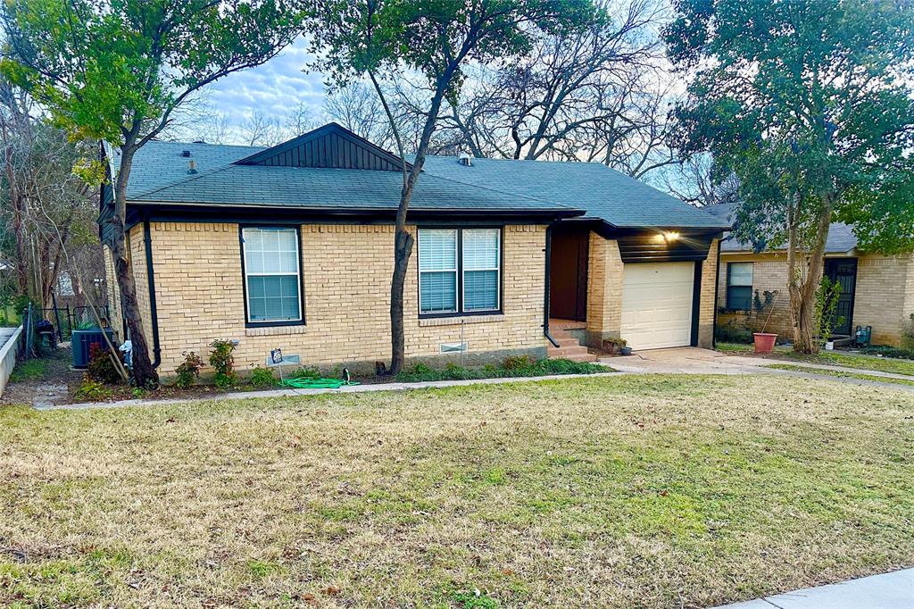 3306 James Drive Property Photo