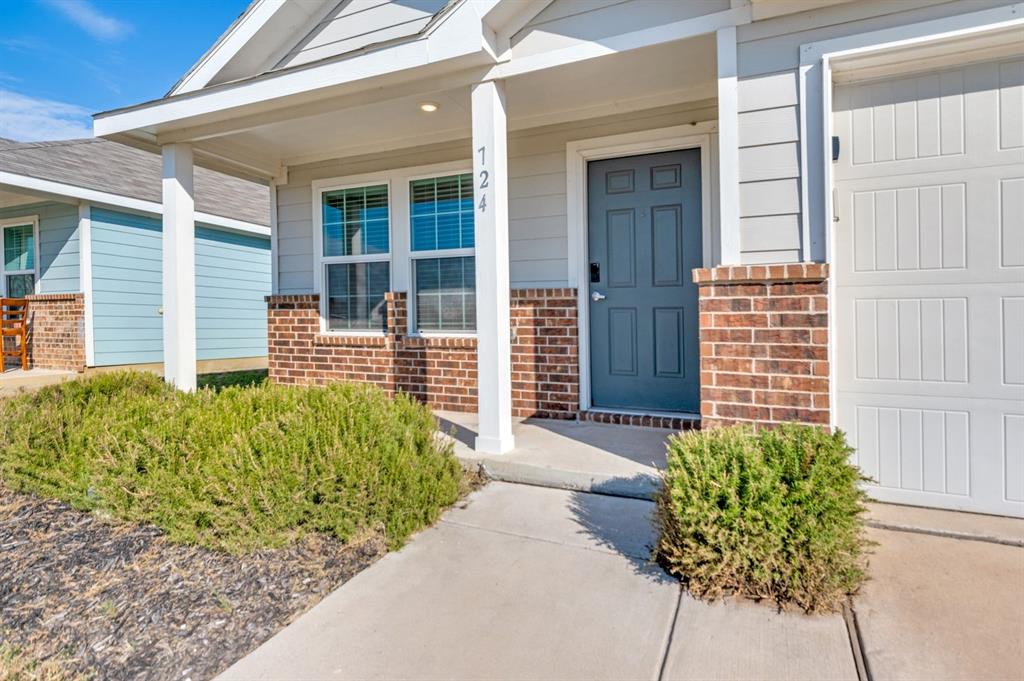 724 Autumnwood Way Property Photo 1