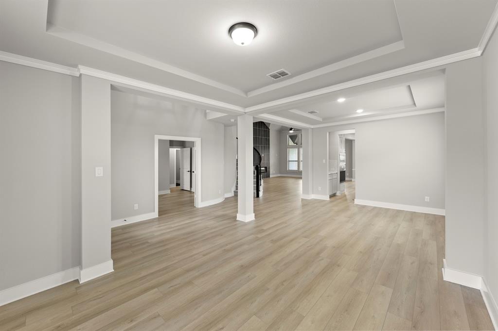 932 Pilatus Lane Property Photo 4