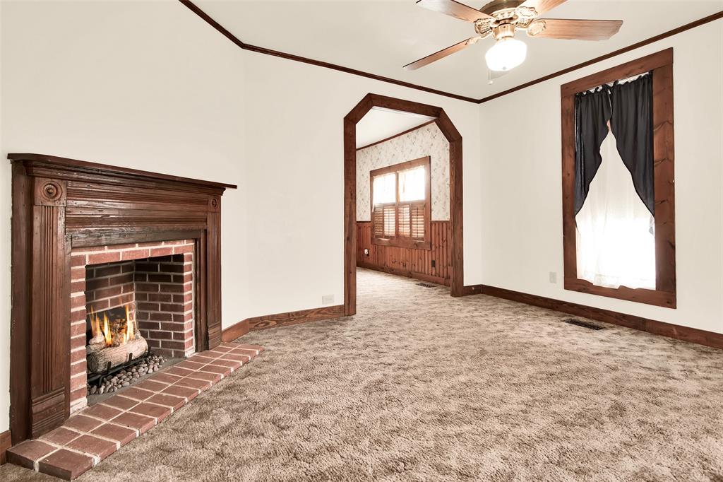 404 N Blanton Property Photo 6