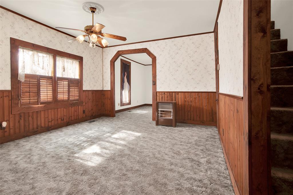 404 N Blanton Property Photo 11
