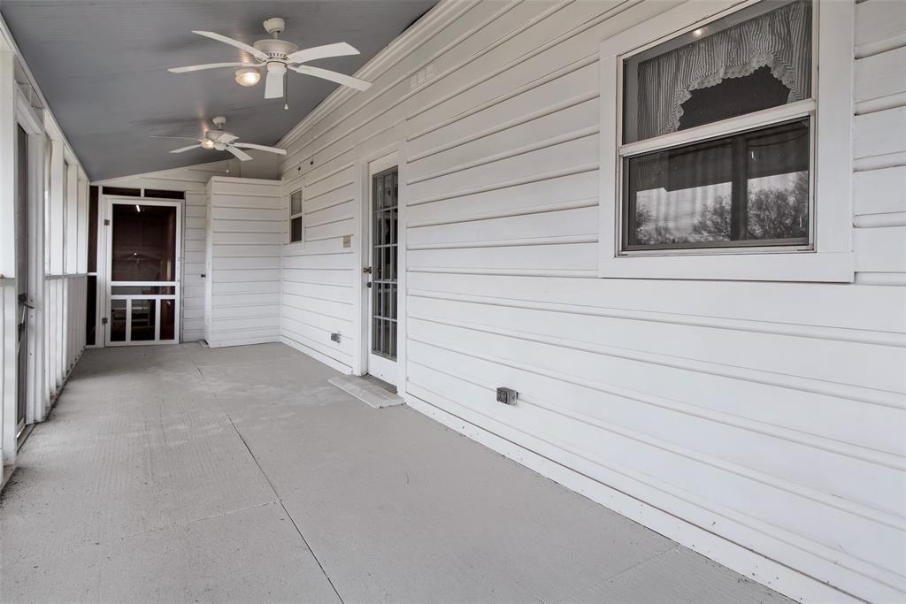404 N Blanton Property Photo 25