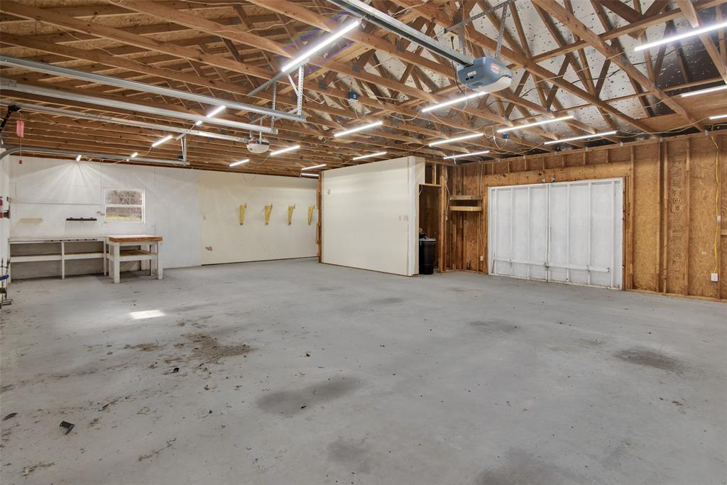 404 N Blanton Property Photo 29