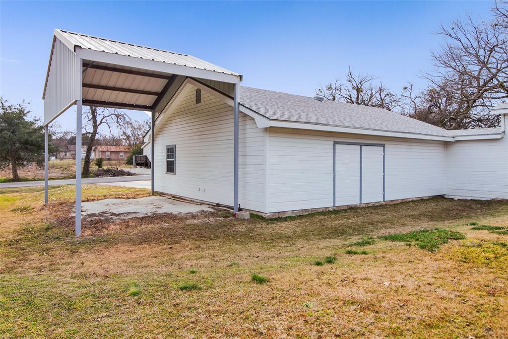 404 N Blanton Property Photo 32