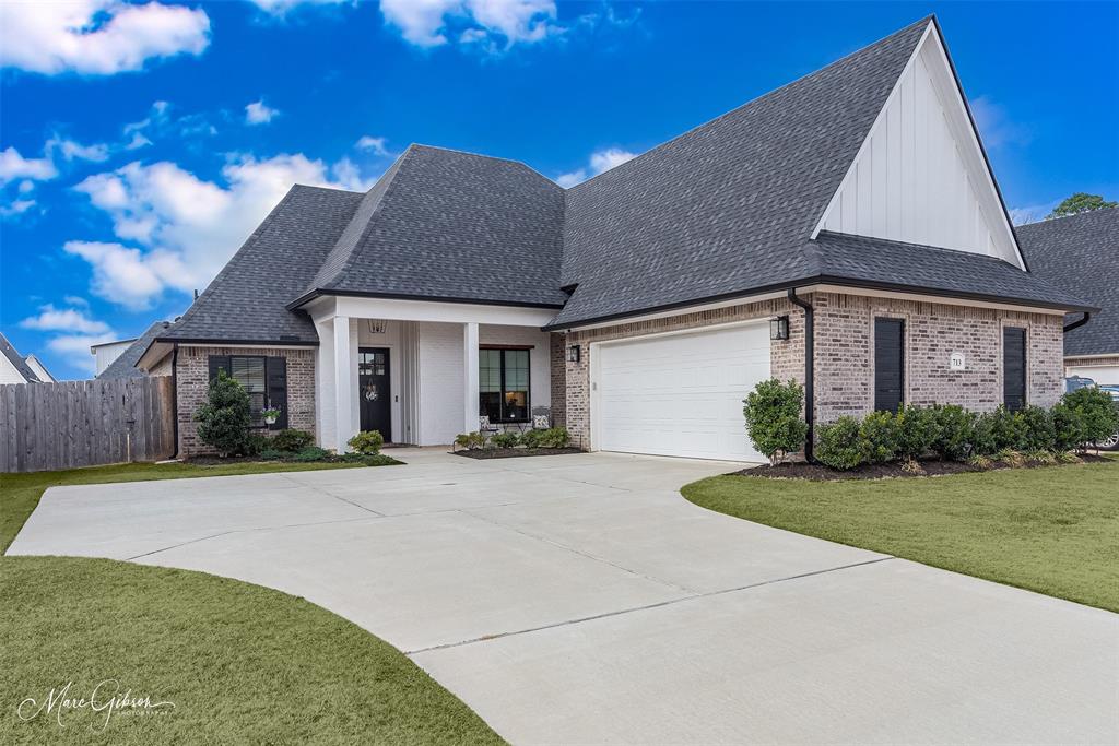 713 Julesburg Lane