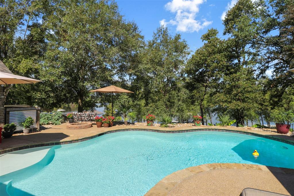 21489 Stevenson Road Property Photo 1