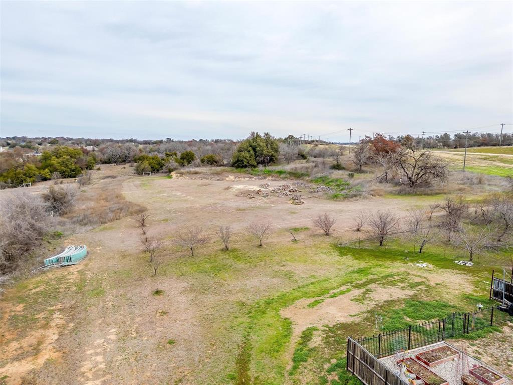 1890 Old Mineral Wells Highway Property Photo 5
