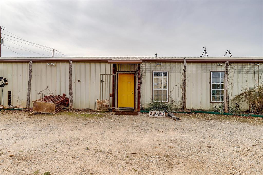 1890 Old Mineral Wells Highway Property Photo 12