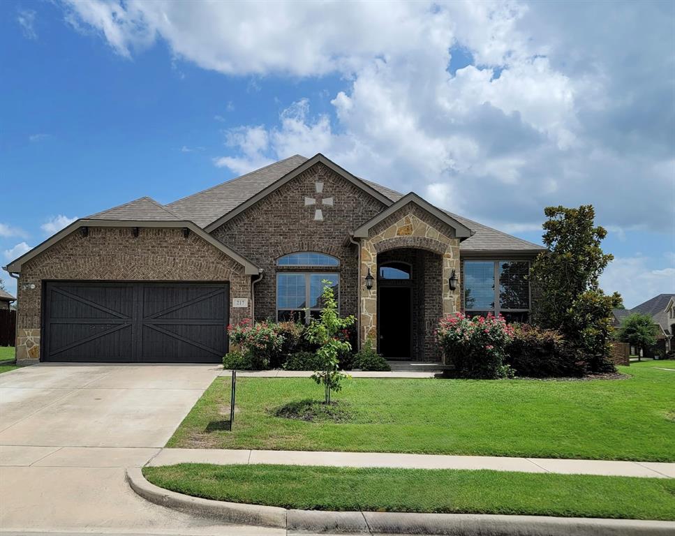 217 Champion Drive Property Photo 1