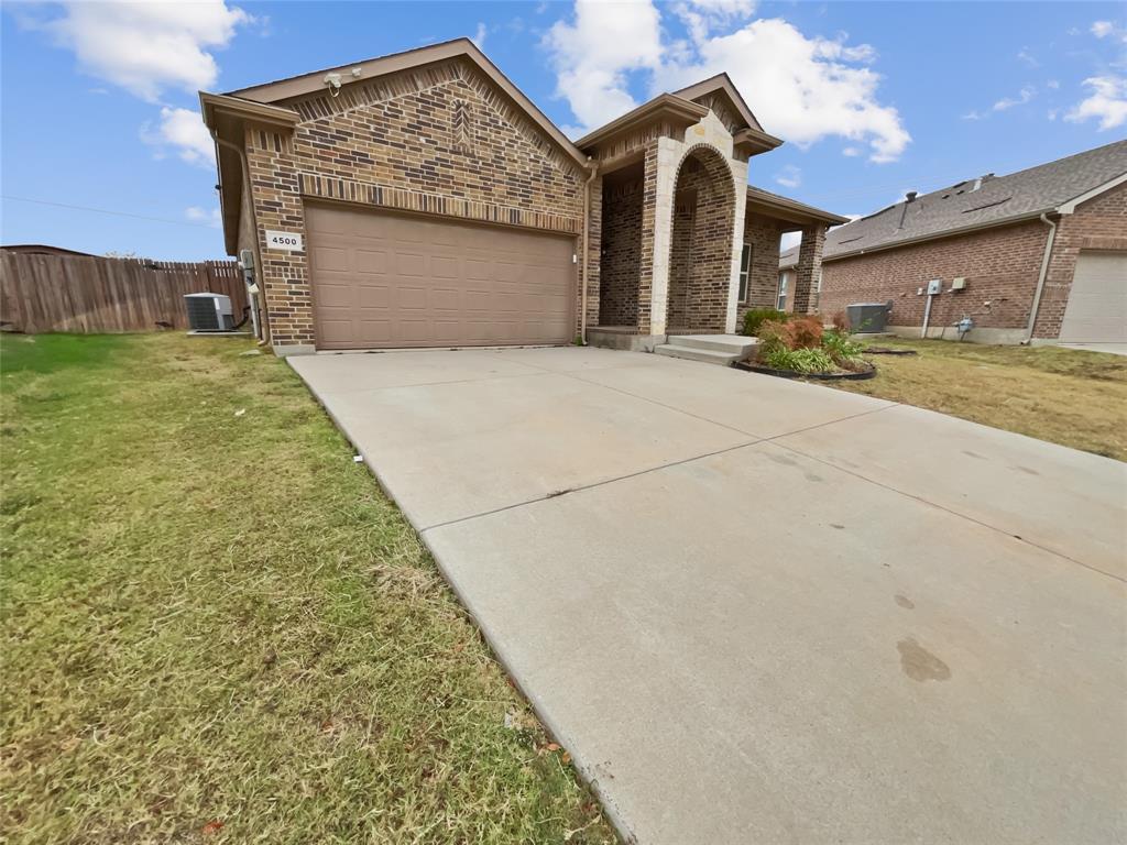 4500 Gunnison Drive Property Photo