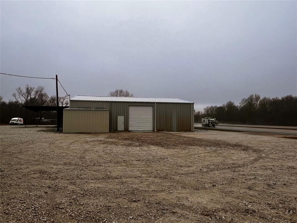 3605 Nw Loop 286 Property Photo 4