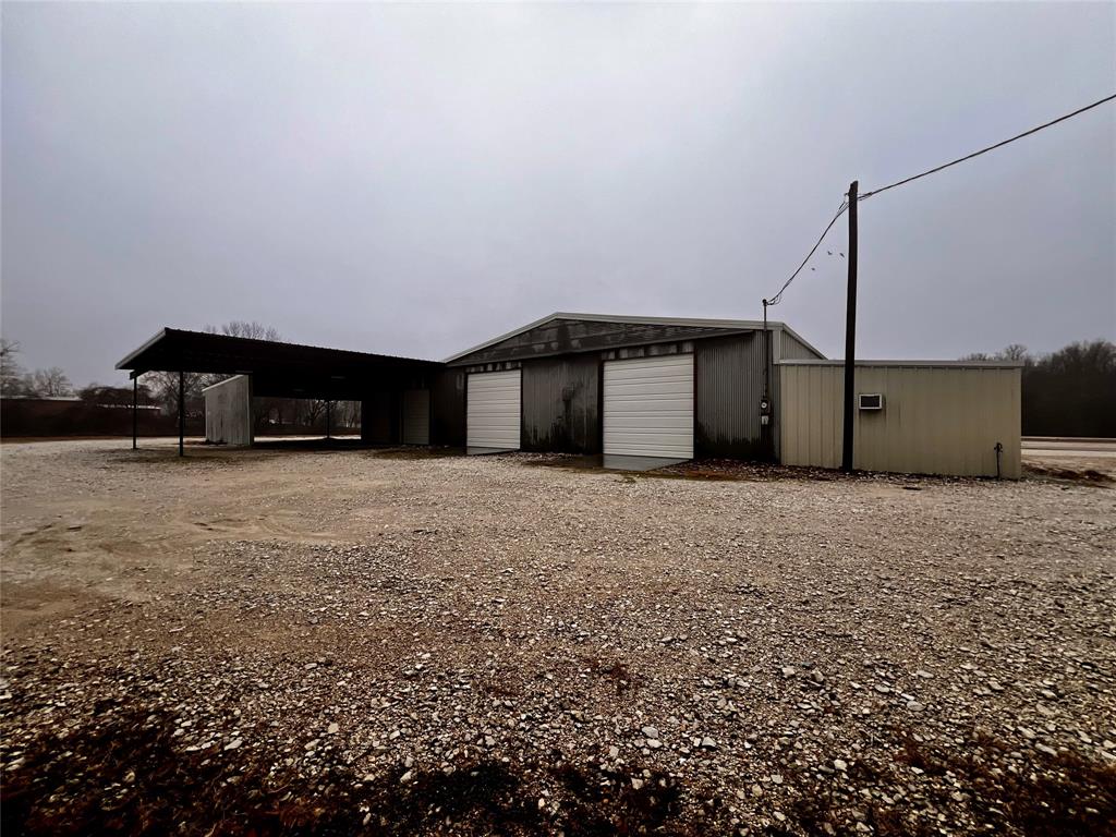 3605 Nw Loop 286 Property Photo 5