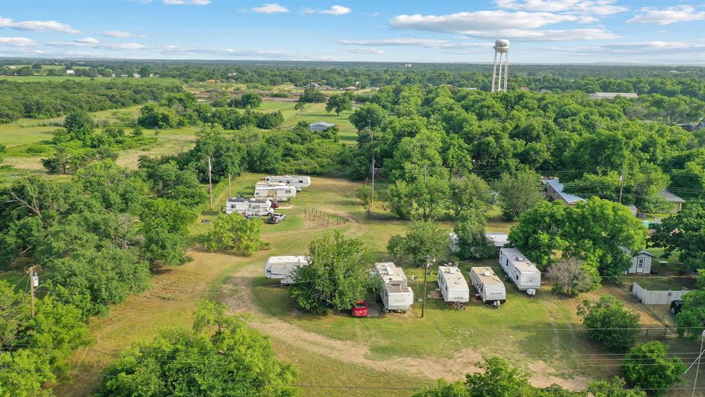 819 Gas House Property Photo