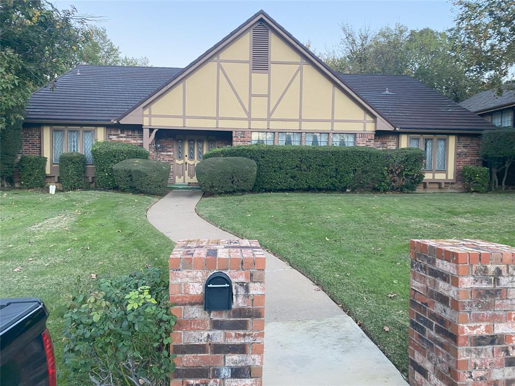 3911 Windermere Drive Property Photo