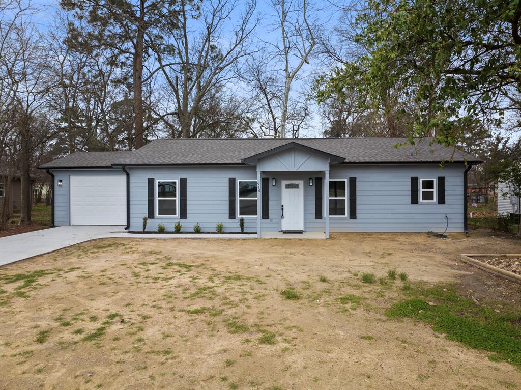 516 Elm Street Property Photo