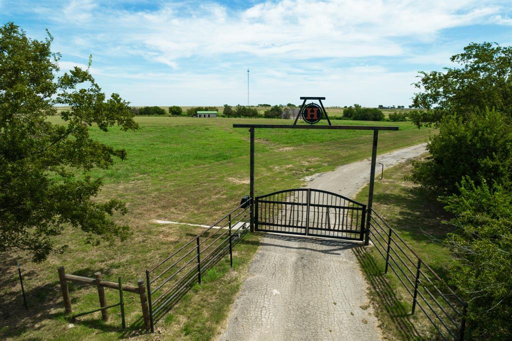 7864 S Fm 2331 Property Photo