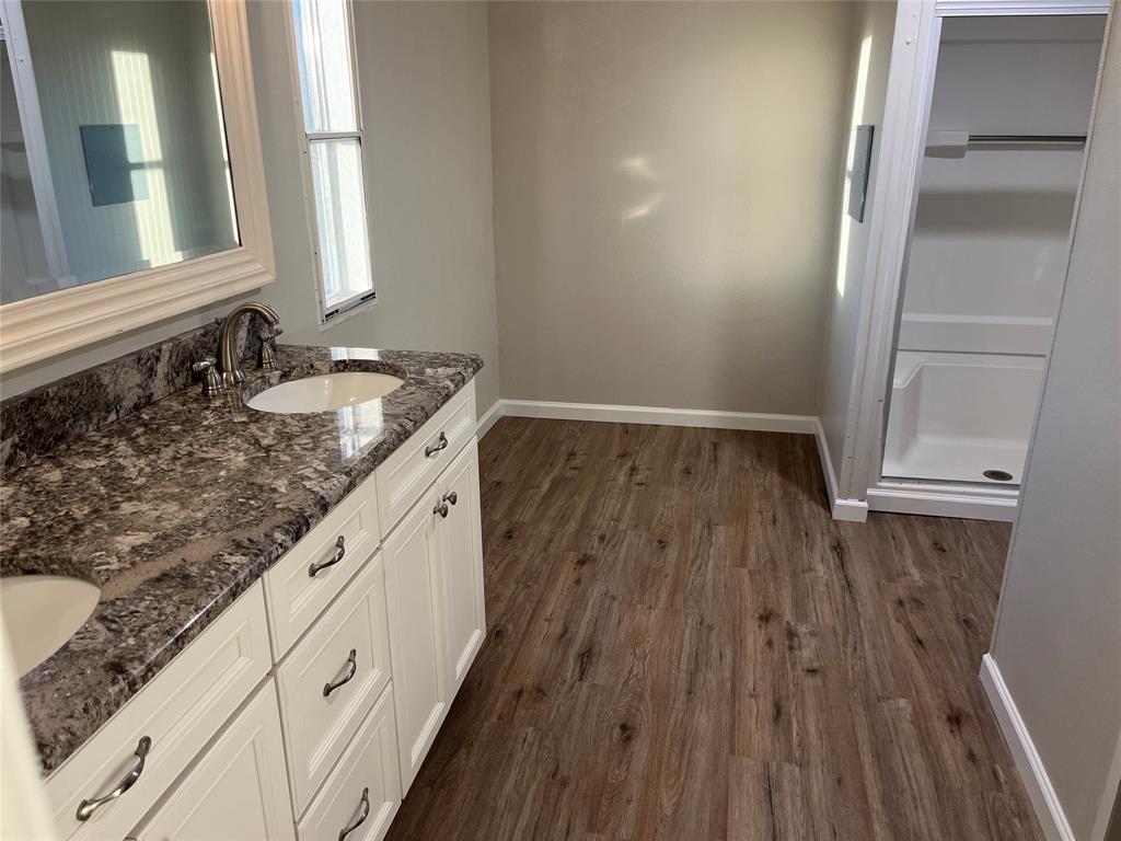 2237 Fm 1182 Property Photo 5