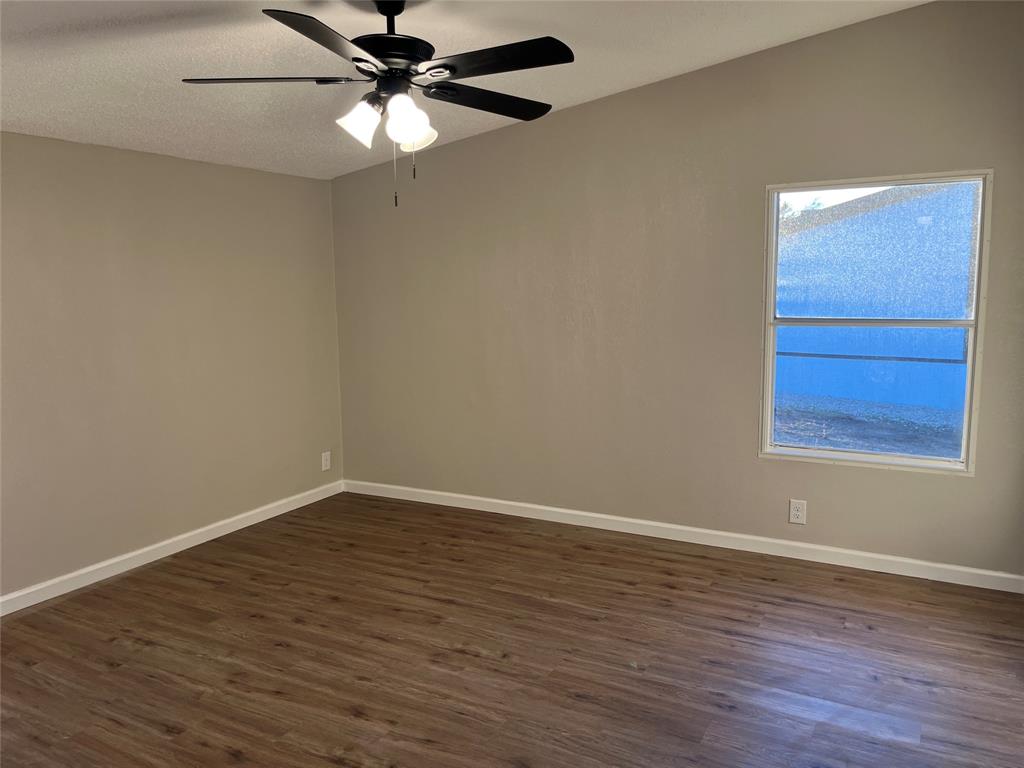 2237 Fm 1182 Property Photo 8