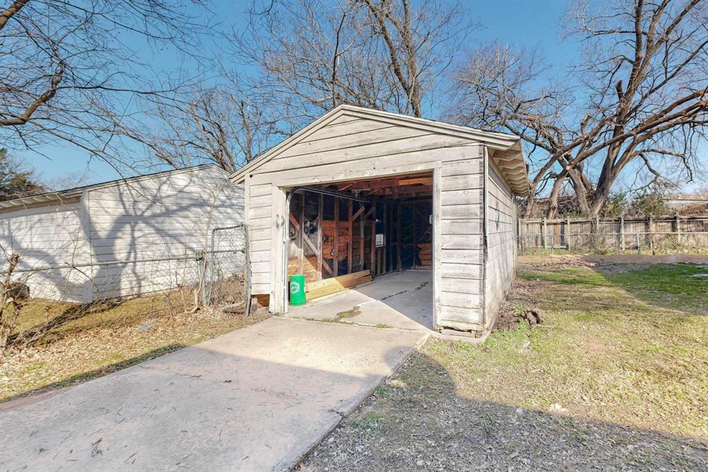 8707 Slay Street Property Photo 14