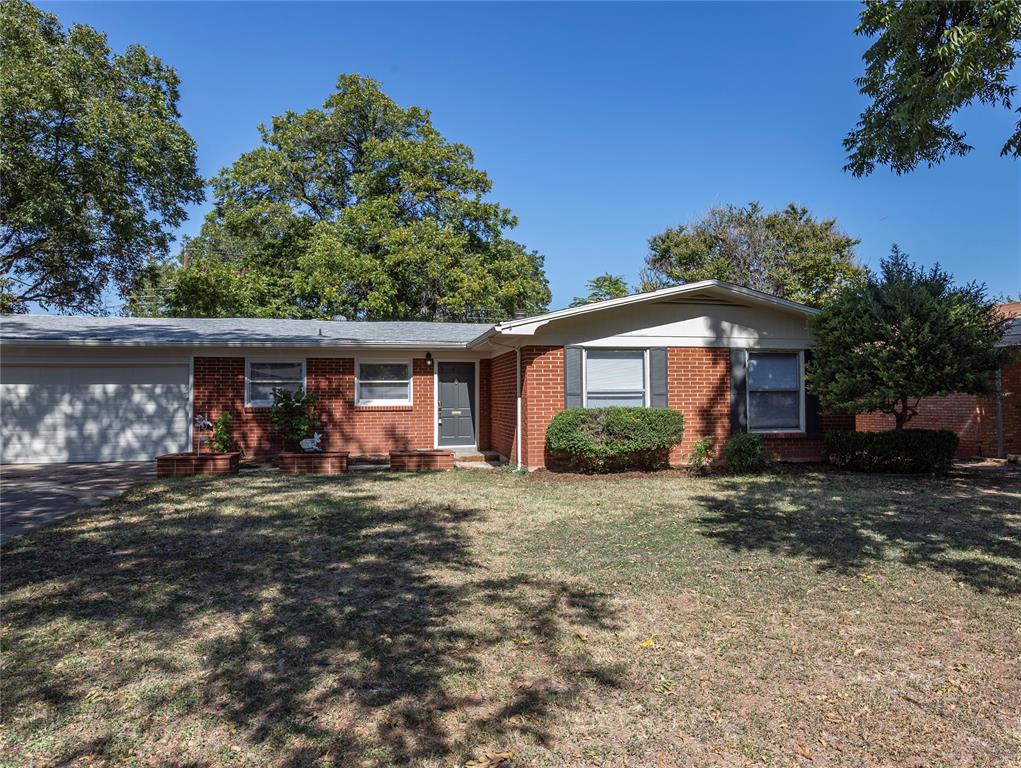 3900 State Street Property Photo