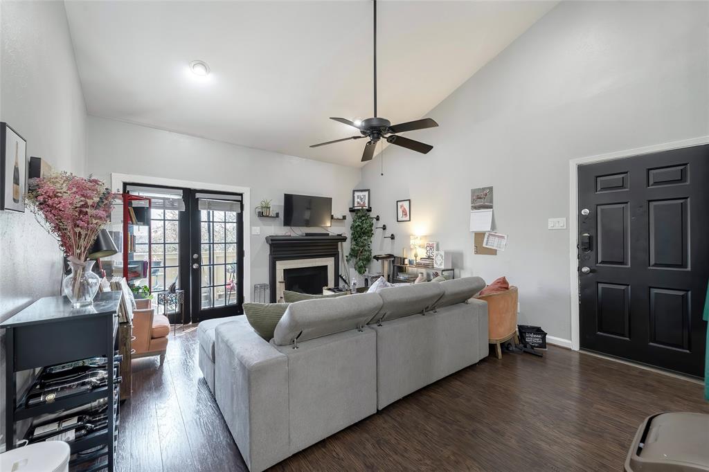 Dallas Isd Real Estate Listings Main Image