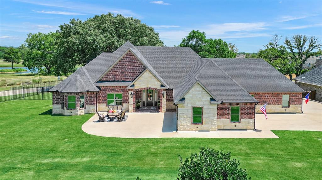 3909 Saddle Creek Property Photo