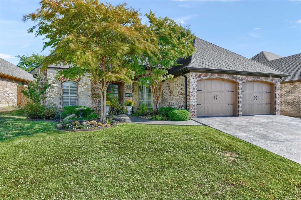 3121 Rivercrest Drive Property Photo