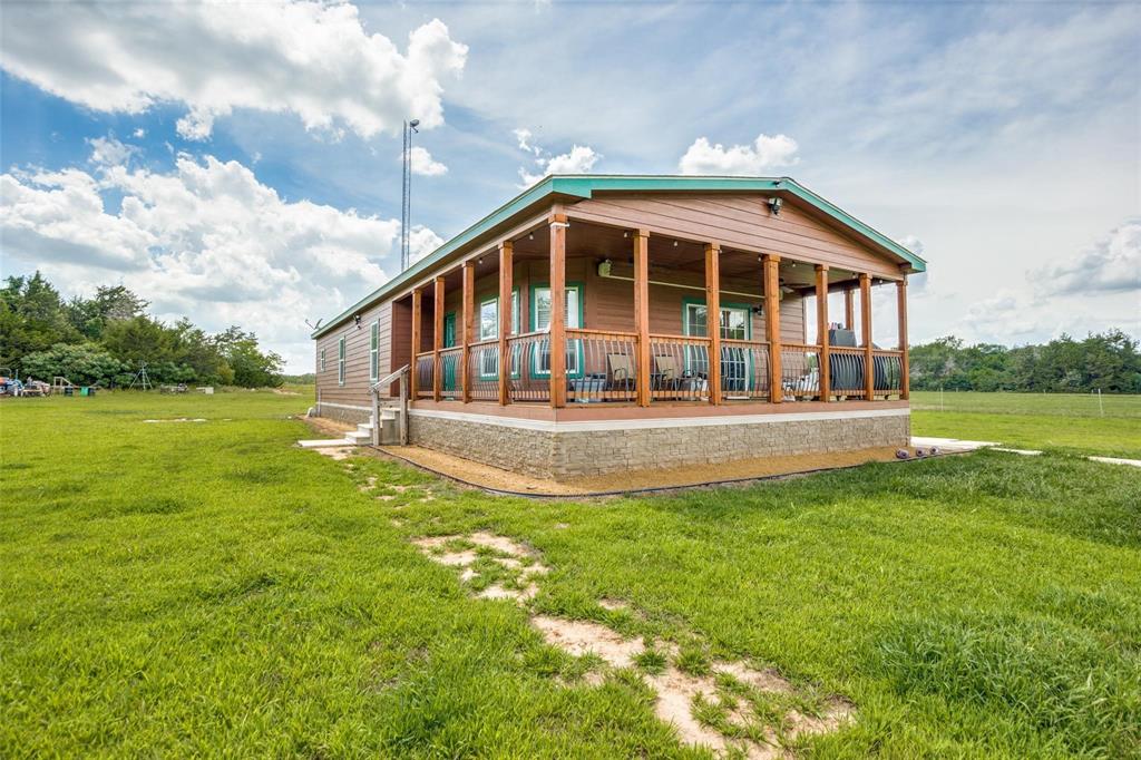 639 County Road 2275 Property Photo 1