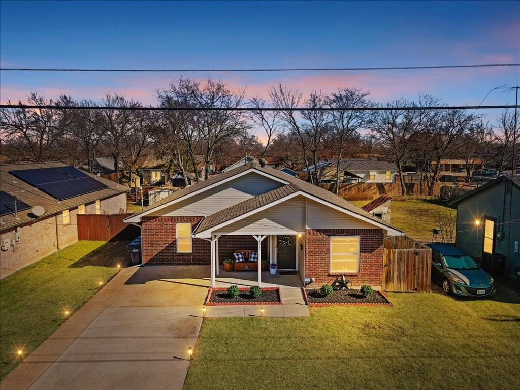 1612 Haddock Street Property Photo