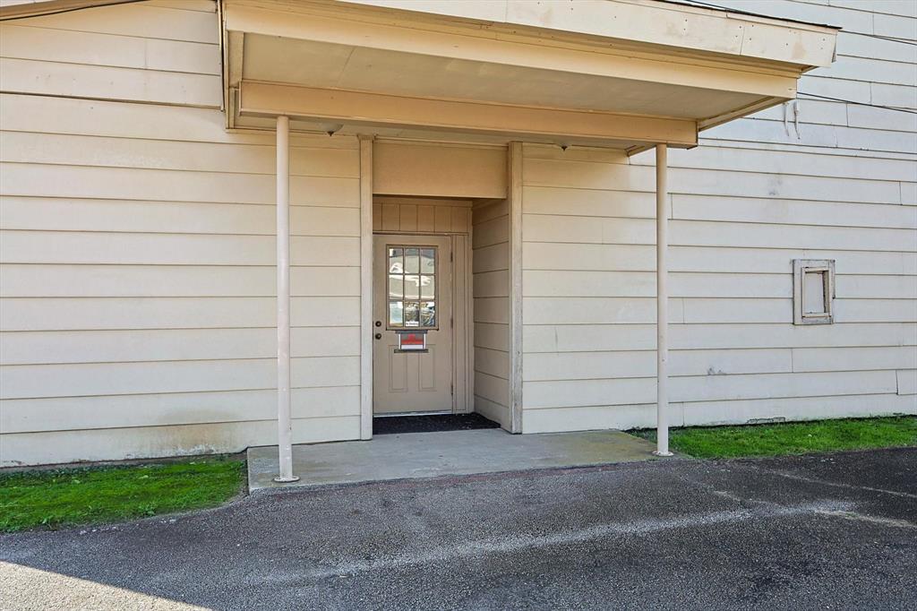 325 S Cowan Avenue Property Photo 10
