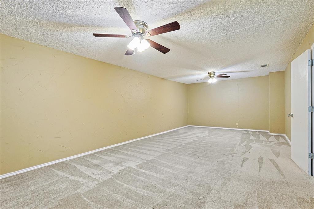 325 S Cowan Avenue Property Photo 12