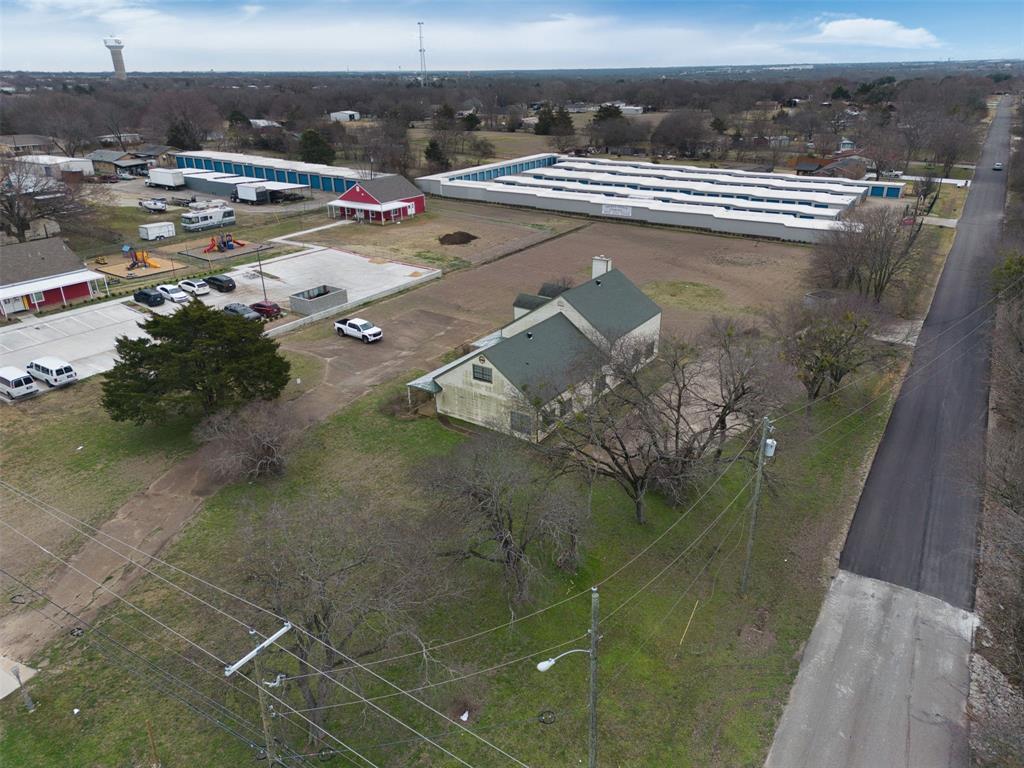 2611 Ovilla Road Property Photo 7