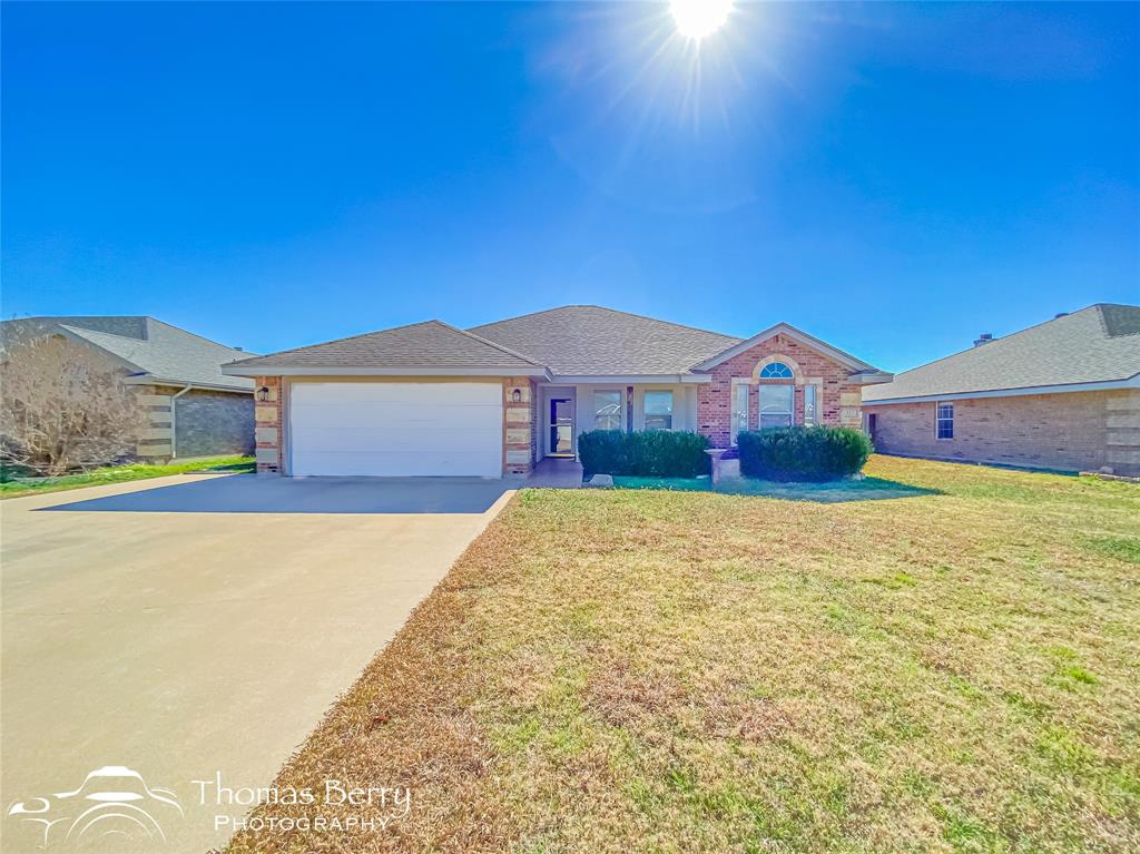 317 Sugarberry Property Photo 1