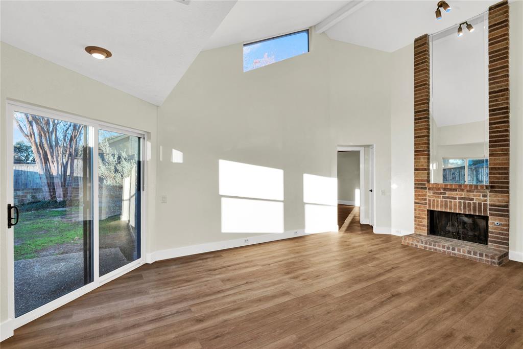 4209 Rosser Square Property Photo