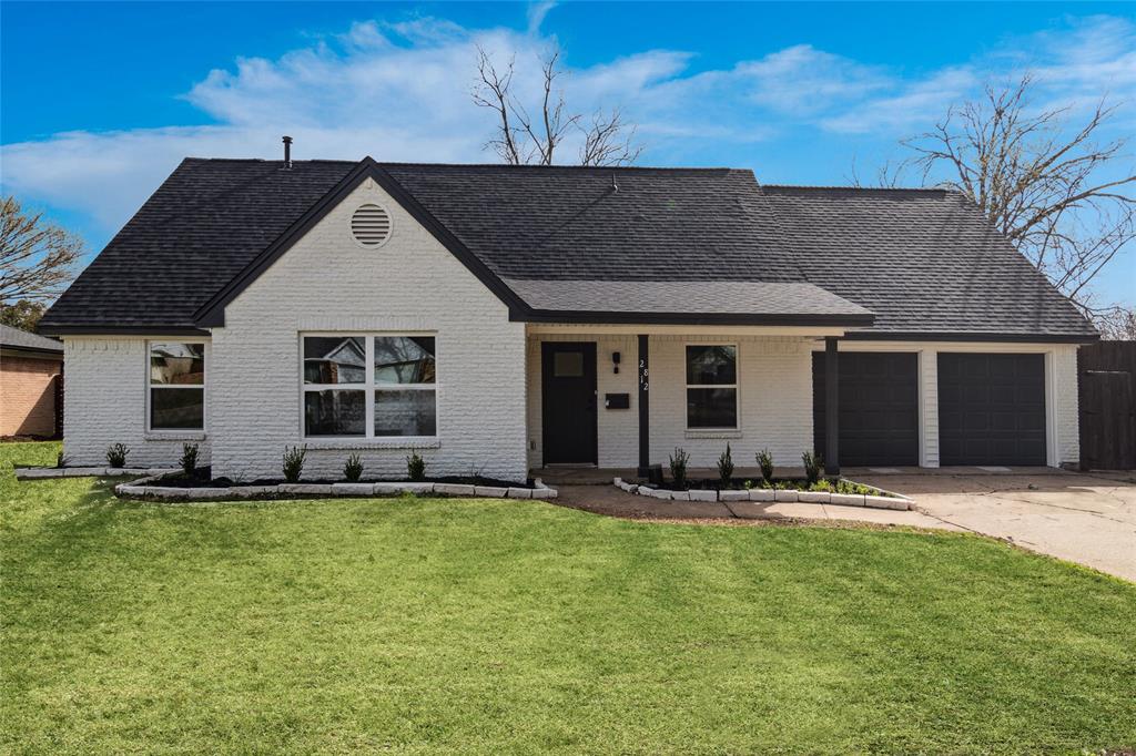 2812 Bay Meadows Circle Property Photo 1