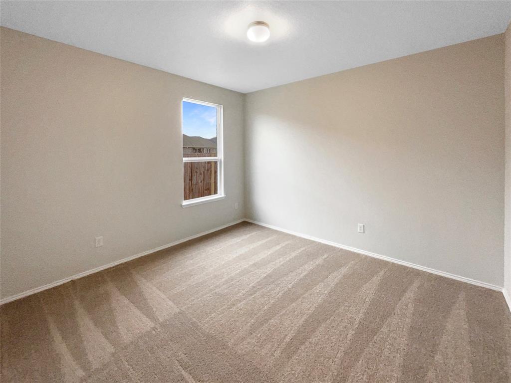 1637 Megan Creek Drive Property Photo 5