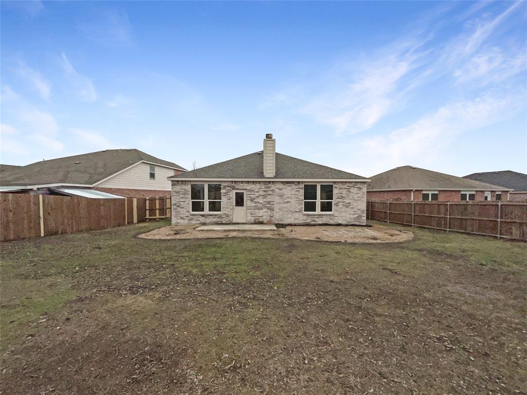 1637 Megan Creek Drive Property Photo 8